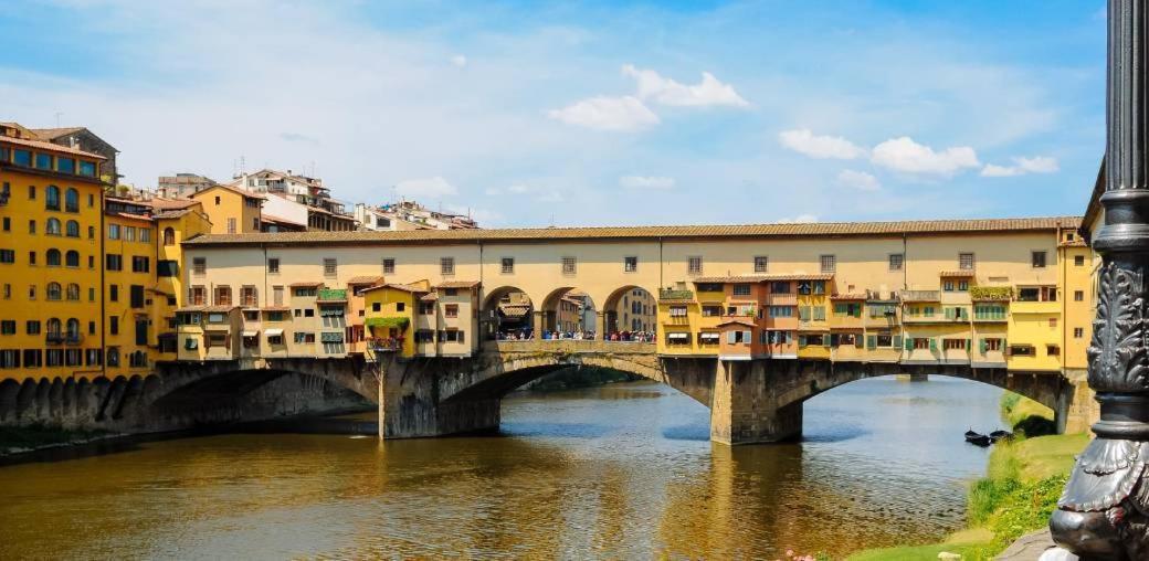 Ponte Vecchio Elegante Domus Apartamento Florencia